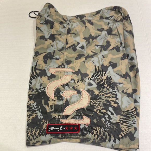 Men’s booty camp board shorts - Picture 5 of 7